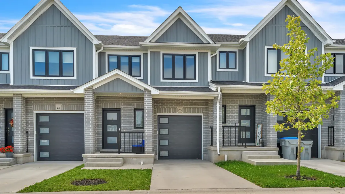 17 Nicholson ST #25, Lucan Biddulph, ON N0M 2J0