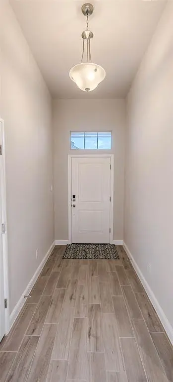 213 Mossy Cliff Lane, Fort Worth, TX 76052