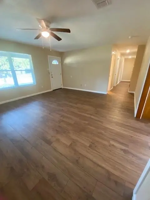 401 N Neathery Avenue, Collinsville, TX 76233