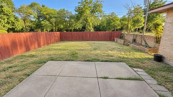 7114 Chinaberry Road, Dallas, TX 75249