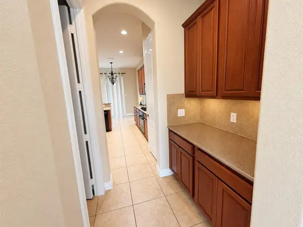 1572 Barksdale Drive, Lewisville, TX 75077