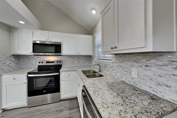 6929 Aston Drive, North Richland Hills, TX 76182
