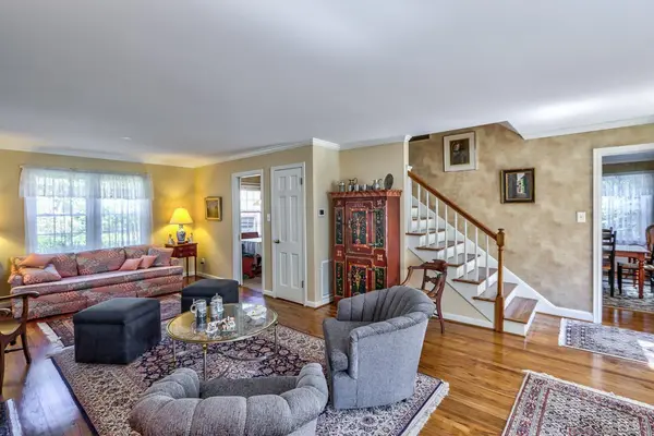 2103 Woodcrest DR, Lynchburg, VA 24503
