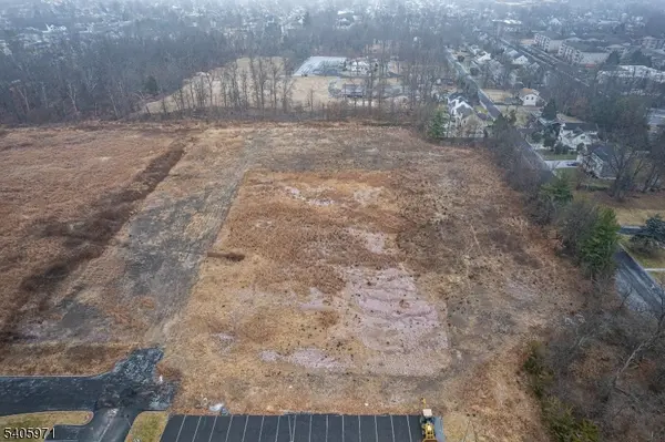 000 Woodside Lane, Bridgewater Twp., NJ 08807