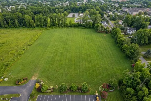 000 Woodside Lane, Bridgewater Twp., NJ 08807