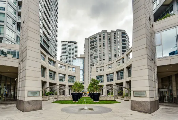 2191 Yonge ST #910, Toronto C10, ON M4S 3H8