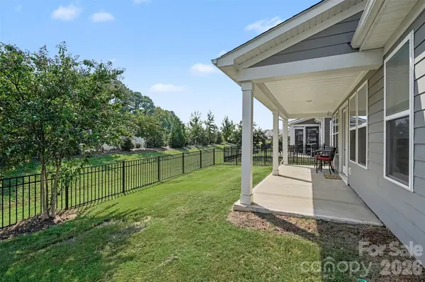 10420 Superb LN, Charlotte, NC 28215