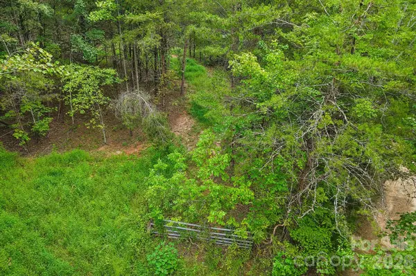 9999 Club House RD, Lake Lure, NC 28746