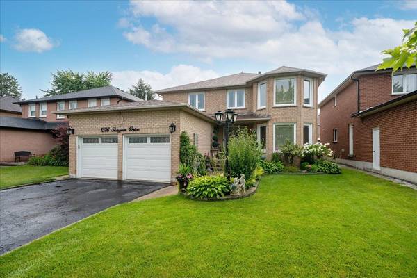 1576 Saugeen DR, Pickering, ON L1V 6K8