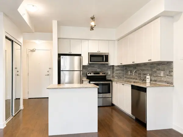 3560 St Clair AVE E #418, Toronto E04, ON M1K 0A9