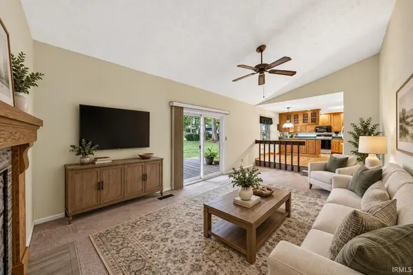 52088 Goldenrod LN, Granger, IN 46530-9410
