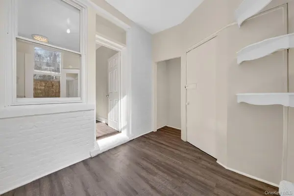 74 Oak ST #1A, Yonkers, NY 10701