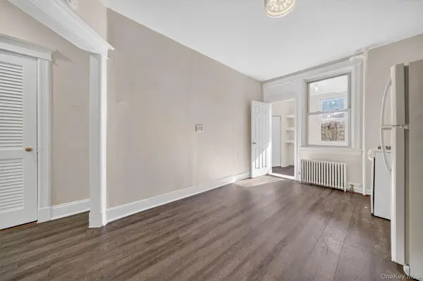 74 Oak ST #1A, Yonkers, NY 10701