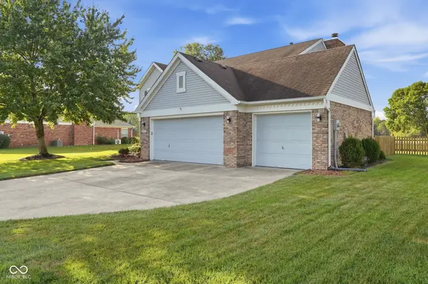387 Sugar Bush LN S, Brownsburg, IN 46112