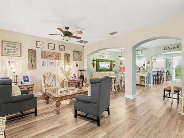 7124 34TH ST E, Sarasota, FL 34243