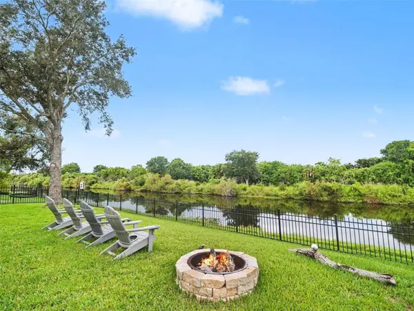 7124 34TH ST E, Sarasota, FL 34243