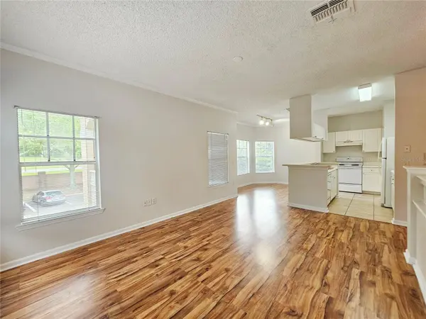 2325 ARBOR LAKES CIR #2325, Sanford, FL 32771