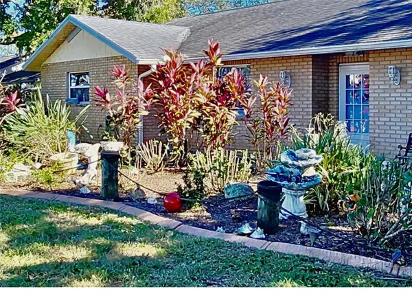 825 CAREY DR, South Daytona, FL 32119
