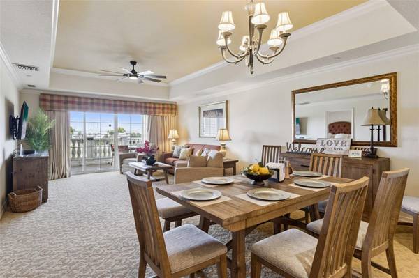 1100 SUNSET VIEW CIR #402, Reunion, FL 34747