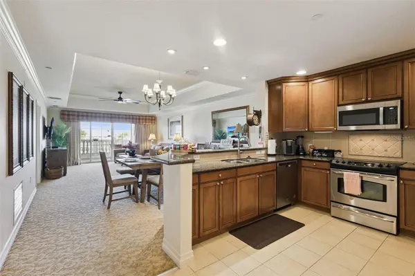 1100 SUNSET VIEW CIR #402, Reunion, FL 34747