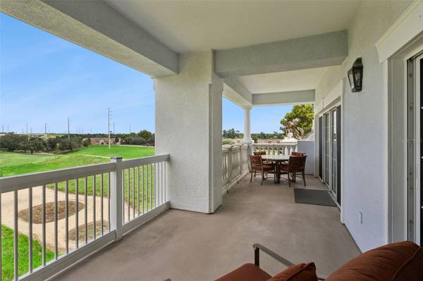 1100 SUNSET VIEW CIR #402, Reunion, FL 34747