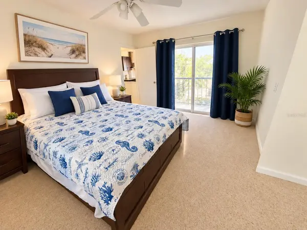 1750 GREAT BRIKHILL RD, Clearwater, FL 33755