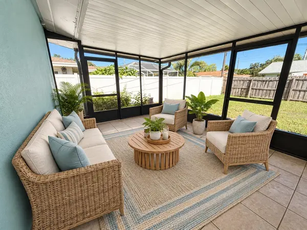 1750 GREAT BRIKHILL RD, Clearwater, FL 33755