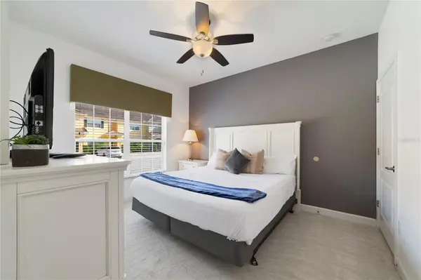8972 CAT PALM RD, Kissimmee, FL 34747
