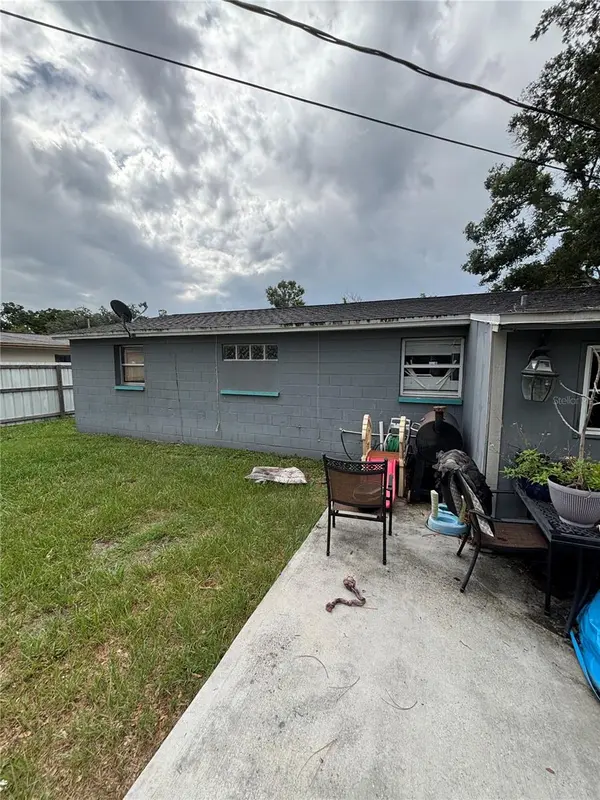 3704 ARGON DR, Tampa, FL 33619