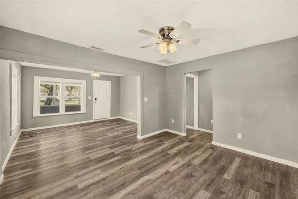 731 37TH ST S, St Petersburg, FL 33711