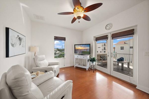 31 81ST AVE, Treasure Island, FL, 33706 photo 32