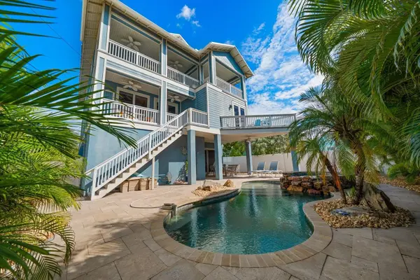 31 81ST AVE, Treasure Island, FL 33706