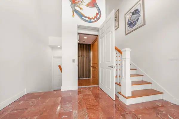 31 81ST AVE, Treasure Island, FL 33706
