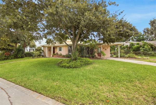 3206 RIVER COVE DR, Tampa, FL 33614