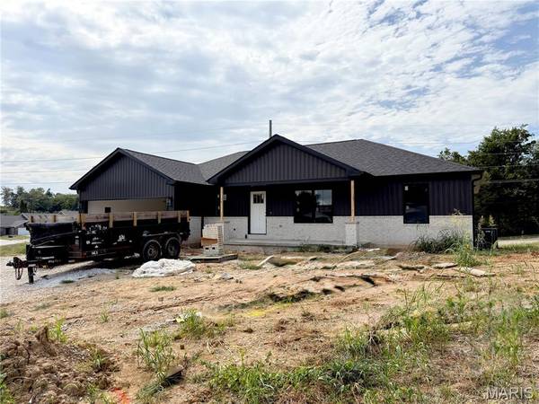 4001 Bishop CT, Jackson, MO 63755