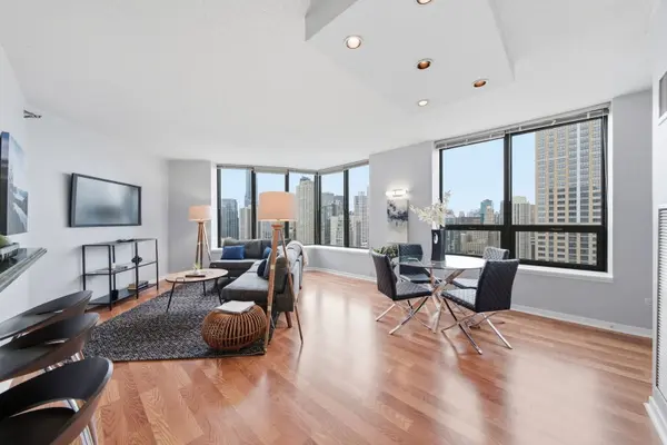 400 N Lasalle ST #3602, Chicago, IL 60654