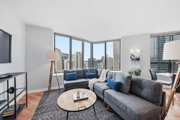 400 N Lasalle ST #3602, Chicago, IL 60654