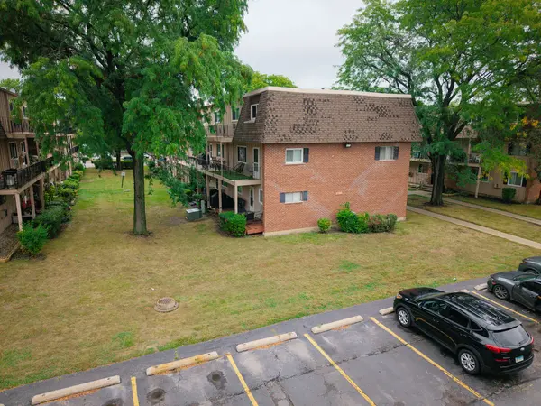 2508 Algonquin RD #2, Rolling Meadows, IL 60008