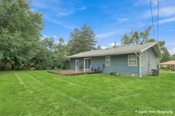 41073 N 3rd ST, Antioch, IL 60002