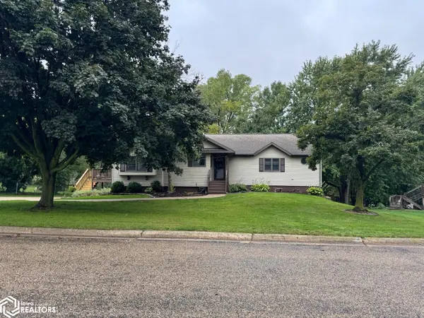 108 Hickory LN, Coon Rapids, IA 50058