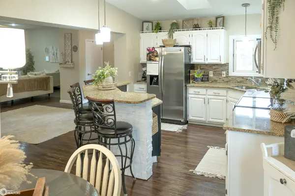 108 Hickory LN, Coon Rapids, IA 50058