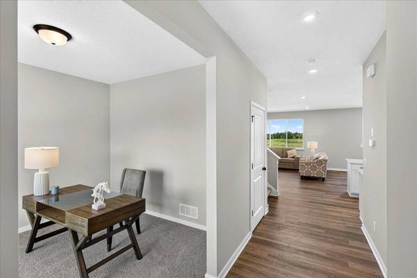 1931 Pierce ST S, Cambridge, MN 55008
