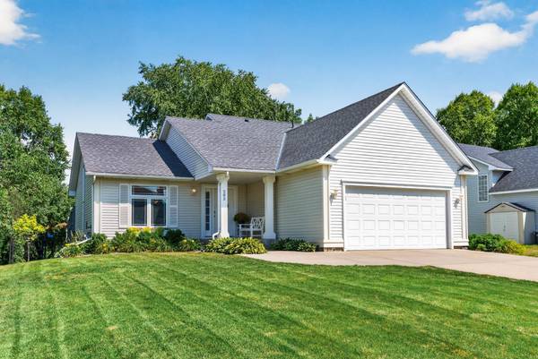 282 Cherry Hill TRL, Medina, MN 55340