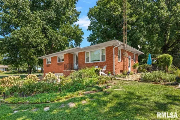 14 HACKNEY LN, Springfield, IL 62702