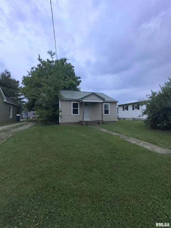 203 EAST AVE, Anna, IL 62906