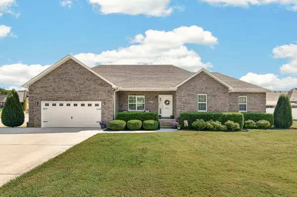 416 Colonial Dr, Winchester, TN 37398