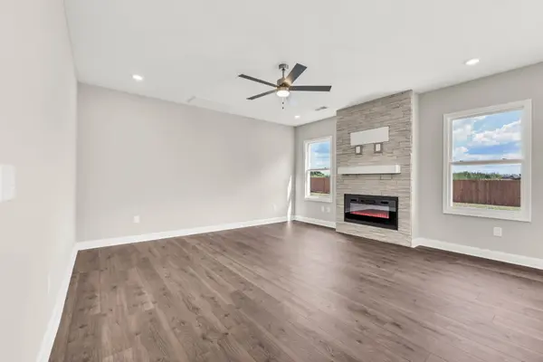 2685 Brewster Dr, Clarksville, TN 37042