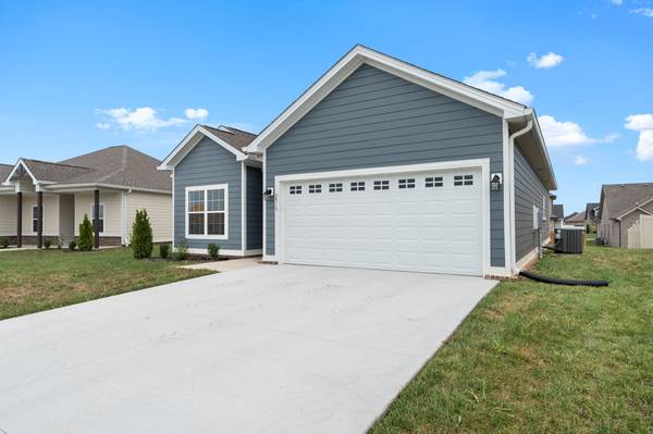 2515 Topeka Rd, Bowling Green, KY 42103