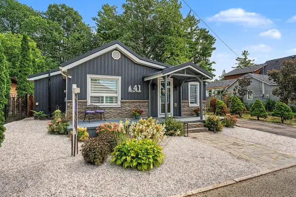 41 Laidlaw ST, Wasaga Beach, ON L9Z 2L2