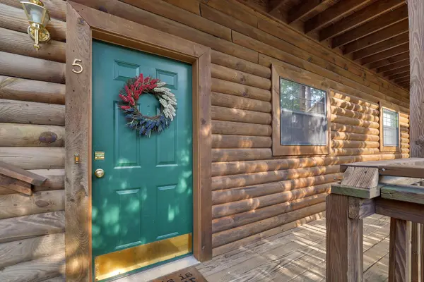 75 Leaning Tree CIR #5, Branson, MO 65616